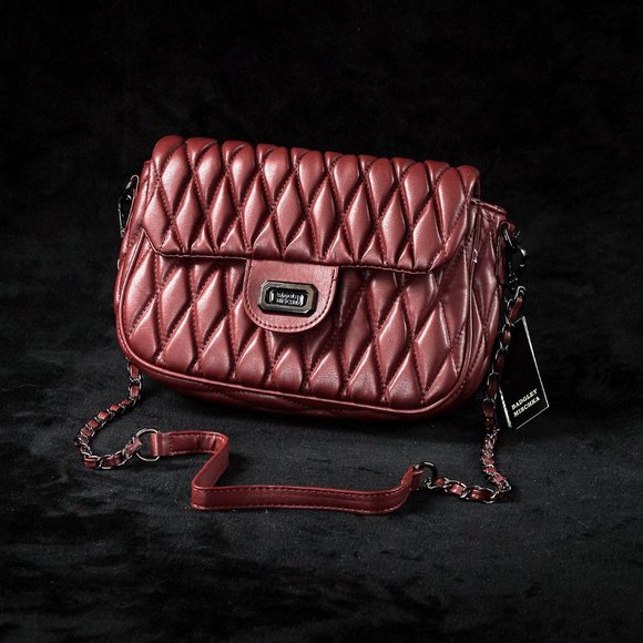 NWT Badgley Mischka | Plum & Silvertone Zig-Zag Quilted Logo Messenger Bag - Picture 2 of 6